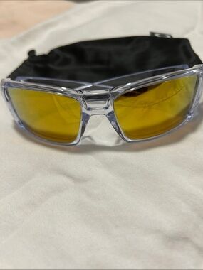 Oakley Heliostat New